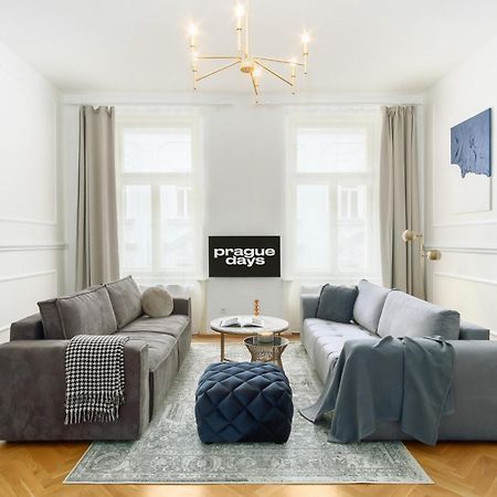 Stru House By Prague Days - Luxurious Apartments Next To National Theatre Buitenkant foto