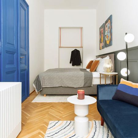 Stru House By Prague Days - Luxurious Apartments Next To National Theatre Buitenkant foto