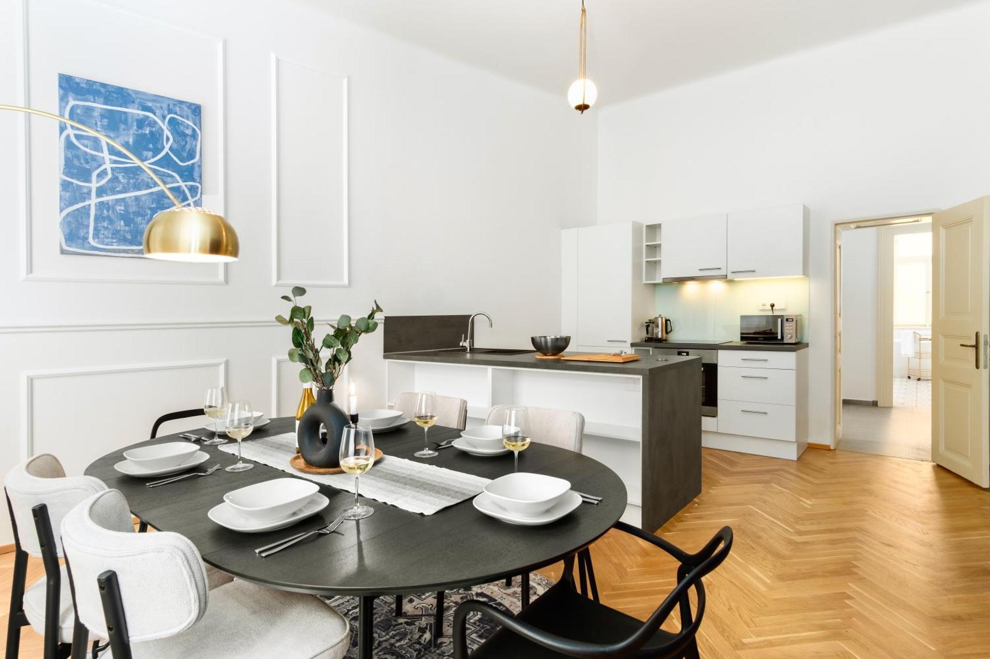 Stru House By Prague Days - Luxurious Apartments Next To National Theatre Buitenkant foto